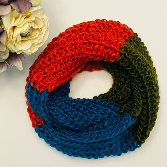 NEW Winter Knit Infinity Scarf Orange Green Blue Striped Scarf - Picture 4 of 5